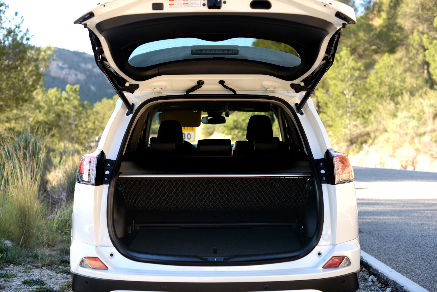 Bagasjerom Toyota RAV4 Hybrid AWD Hybridbil